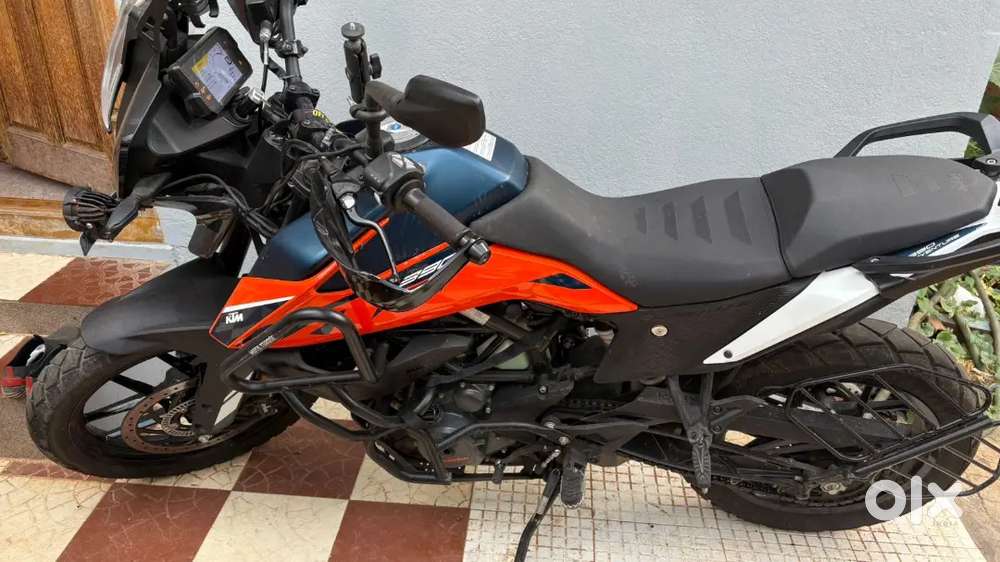 Single Hand vehicle Best Price Clean Condition