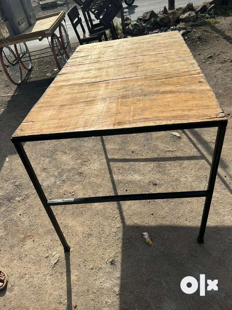 Table foldable