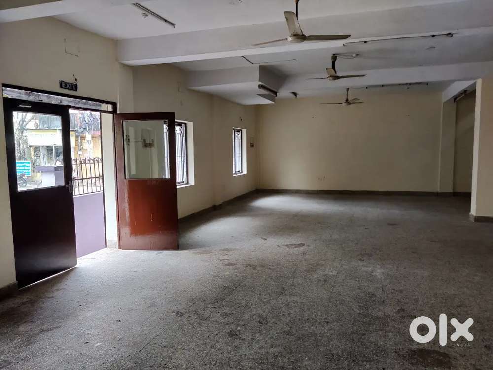 2400 sq ft for rent Amijinikari Shenoy Nagar godown & office purpose..