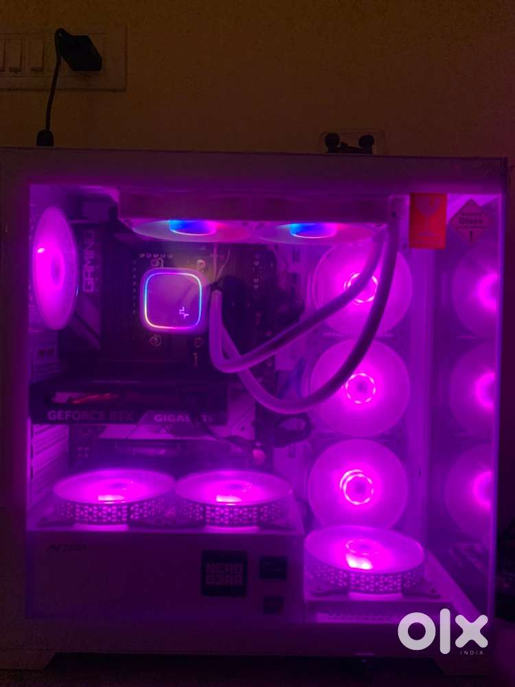 Gaming / Editing PC 4060, 32GB RAM 1TB with Dual Monitor Setup