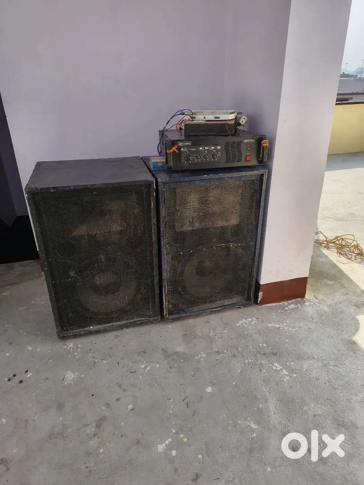 Stranger 701 two monitor of 200 watt ahuja speaker stranger mixer