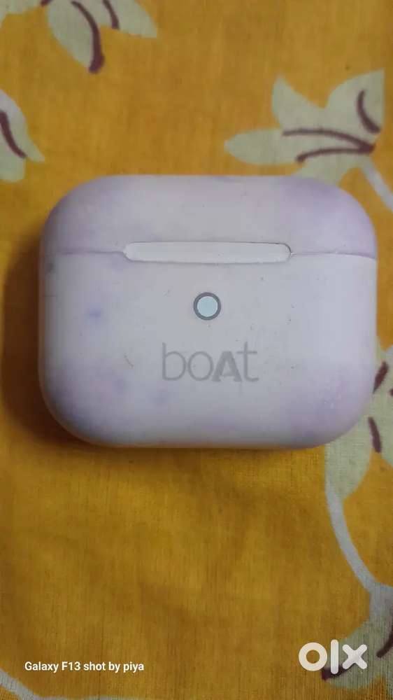 Boat earbuds alpha
