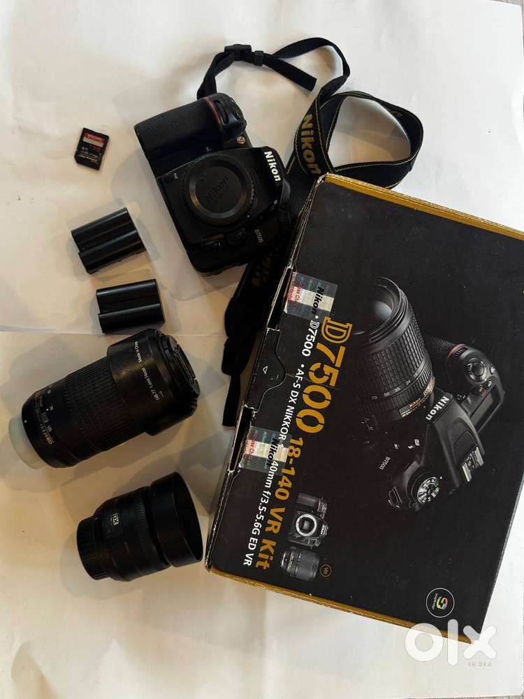Nikon D7500 DSLR Kit – Excellent Condition  35mm & 70-300mm Lenses