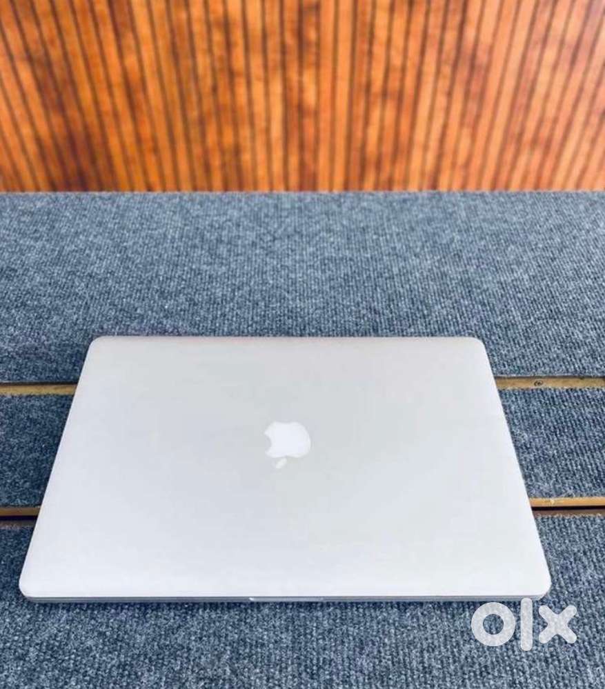 Macbook pro brand new condition