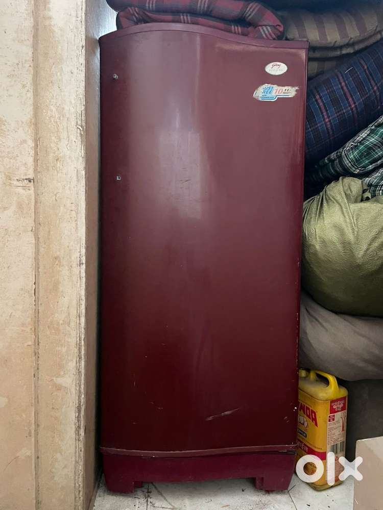 Fridge 6 years old 4999 in Baner