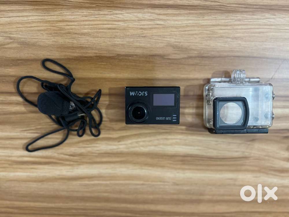 Sj6 legend with 4 batteries & many more accessories