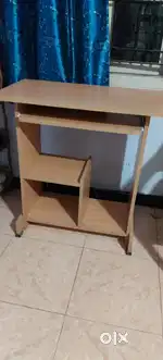 Space-Saving Wooden Computer Table - Ideal for Home Office/Study