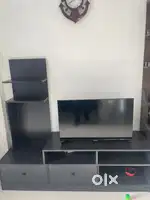 Stylish TV Unit in Excellent Condition