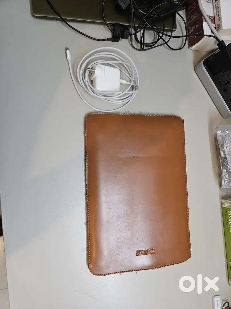 Pre owned Macbook Air M1 8GB/256GB