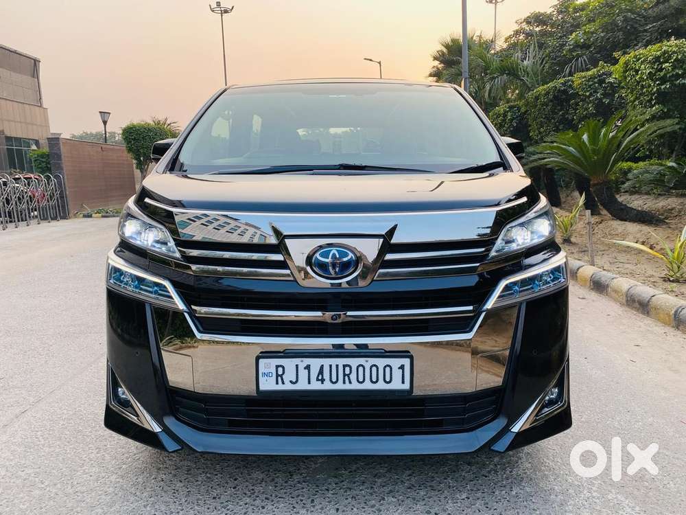 Toyota VELLFIRE VIP – Executive Lounge, 2023, Petrol
