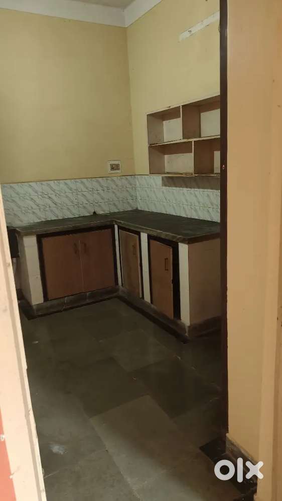 Furnished room kitchen light bath lebar chowk Mr-4 Road Jabalpur