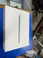 MacBook Air 2020. 8gb 512gb i5 like new with box acc selling 58k.