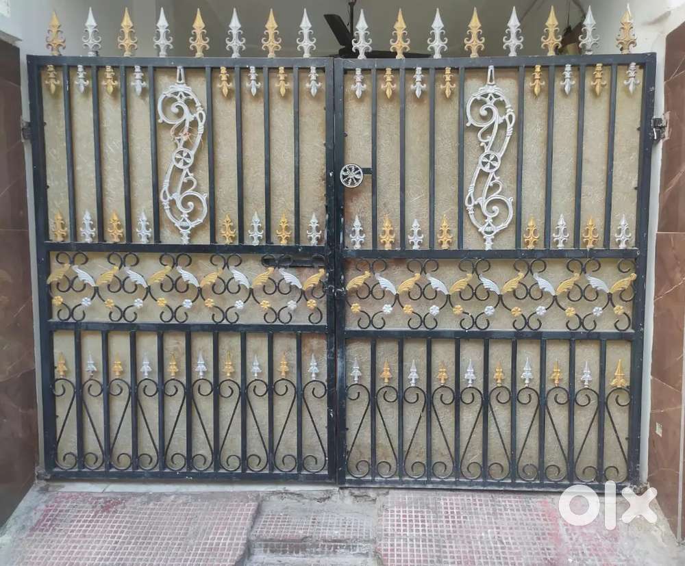 Iron gate selling