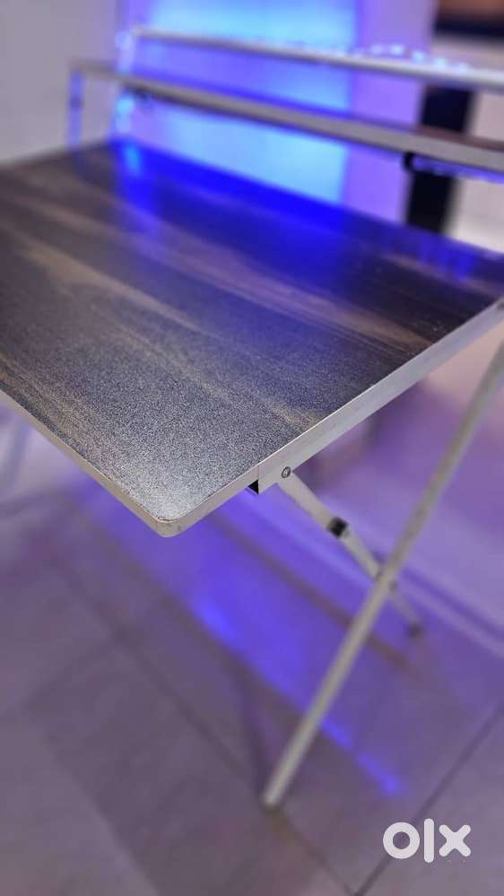 3.2ft computer desk table foldable with rgb lights