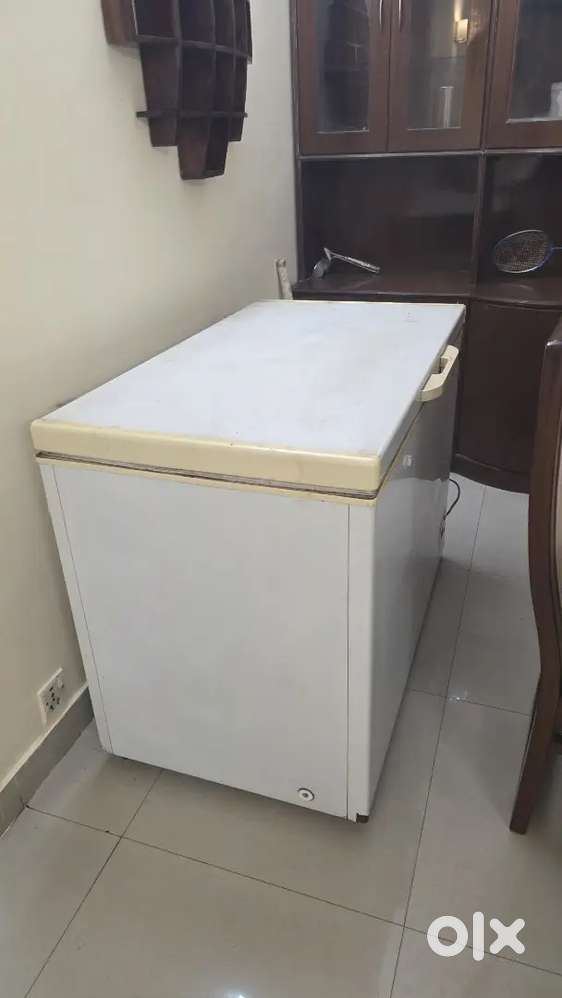 Blue Star Fridge ~200 Ltr