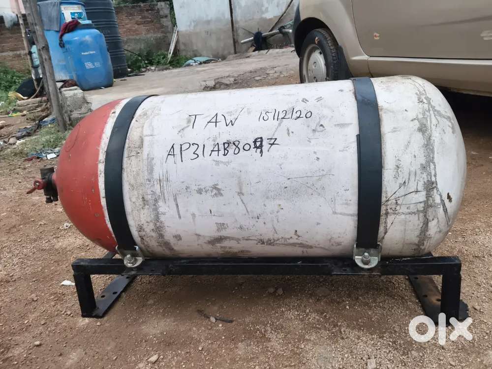 CNG Cylinder Full Kit (Santro zip plusWorking condition)