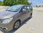 Toyota Innova 2.5 V 8 STR, 2015, Diesel
