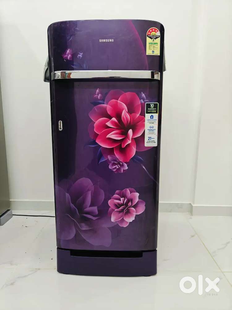 Single Door Samsung Fridge @ 8k (3 Years old)