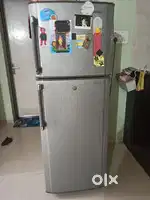 Samsung double door 290 litre refrigerator