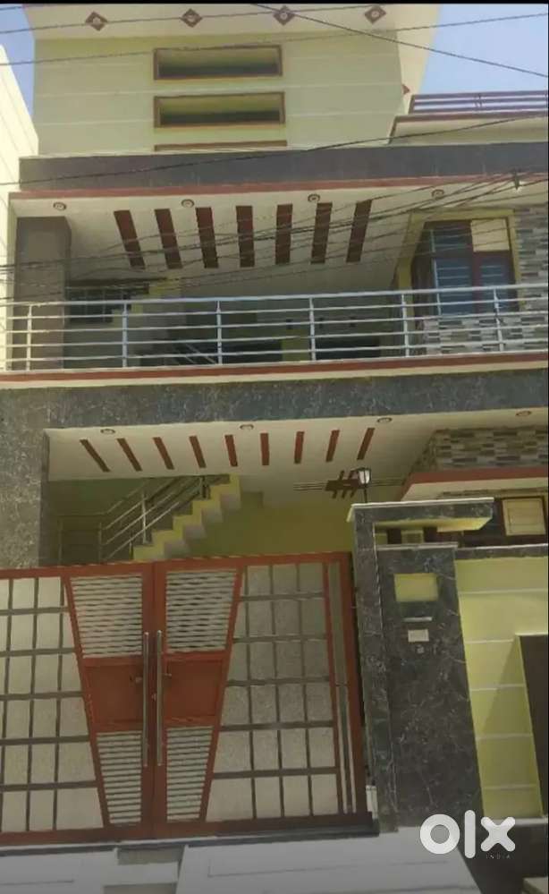 First floor For Rent