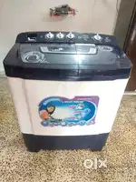 Washing machine 9kg & other household items