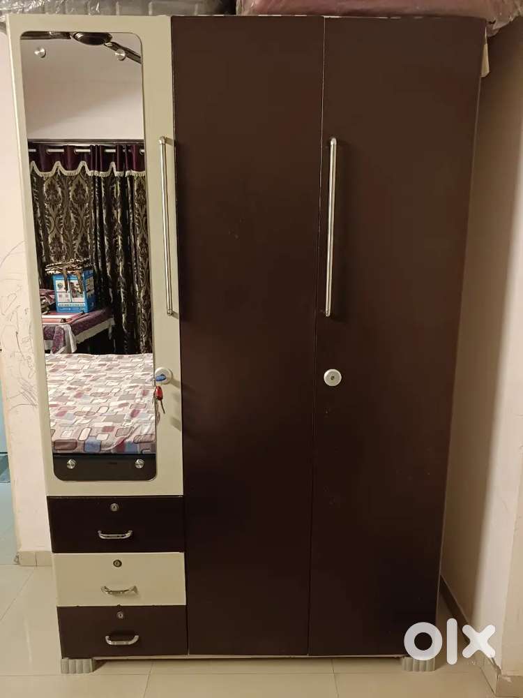 Double bed/ TV-28inch /Sofa 3+2+cushions/Almirah/Shoe rack/study table