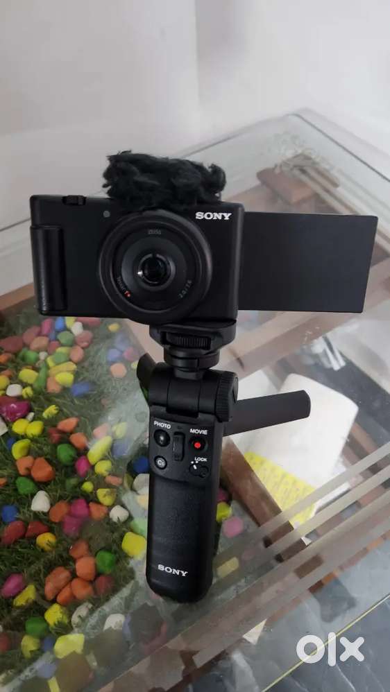RENT SONY ZV-1F Vlog Camera for Content Creators and Vloggers
