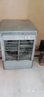 Cooler good condition do sal purana badhiya condition chalu hai ekadam