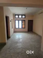 3bhk 1st floor semi furnished independent flat available for rent