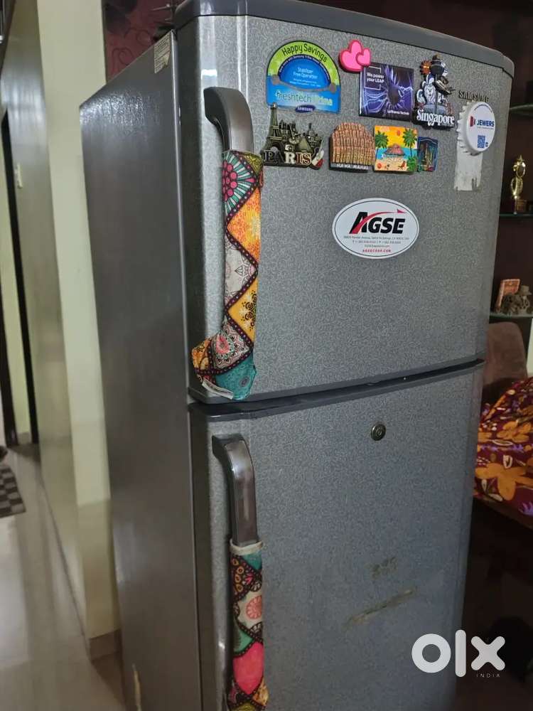 Samsung Fridge Double Door 230 ltrs
