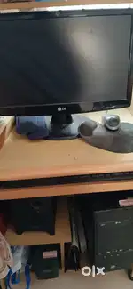 Desk computer