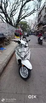 Selling activa 125