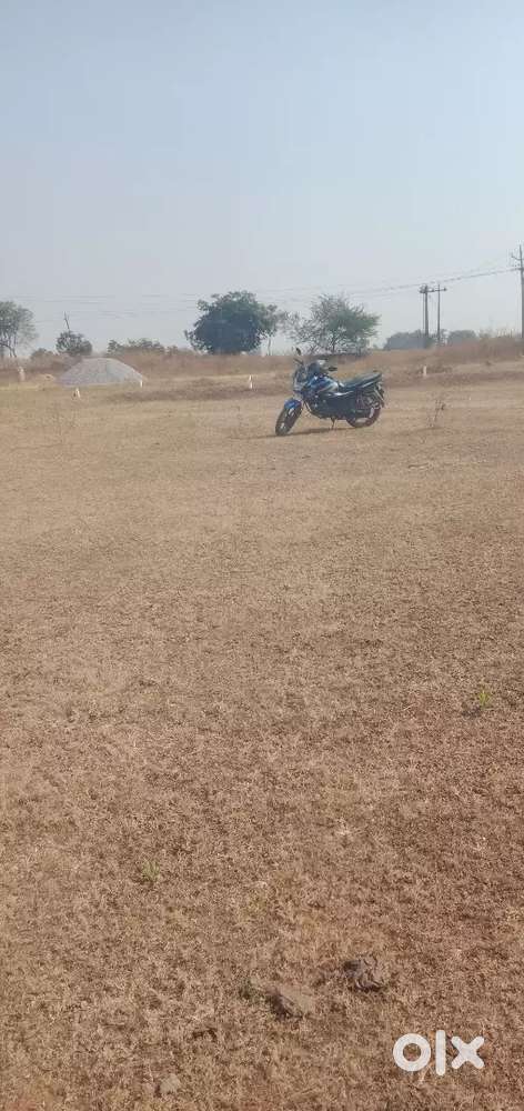 Nakti khapri 2 side road bor plot