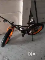 मोटर टायर वाला साइकिल .. motor tyre bicycle