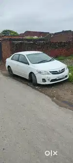 Toyota Corolla Altis 2013 Diesel 130000 Km Driven