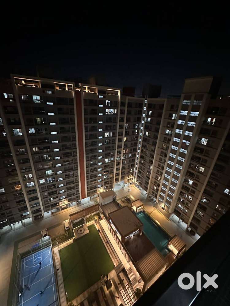 Roommate Required – Male or Female (2 Months Only)