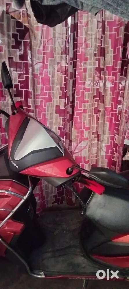 Honda grazia bs4 scooty