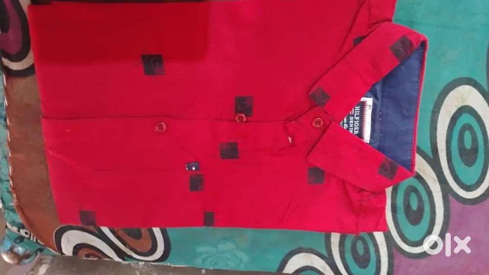 Men's shirt