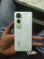 Y 400 pro 5g with bill box and 10 months insurance