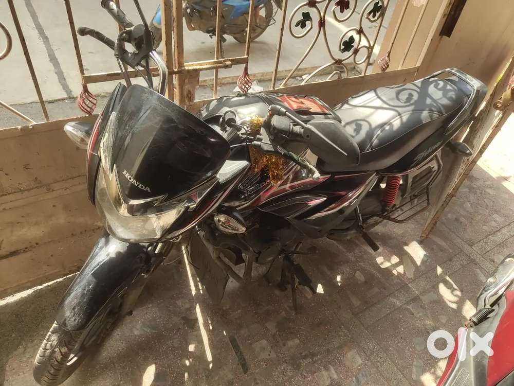 Hero Shine 125  2021 model  bike at super condition