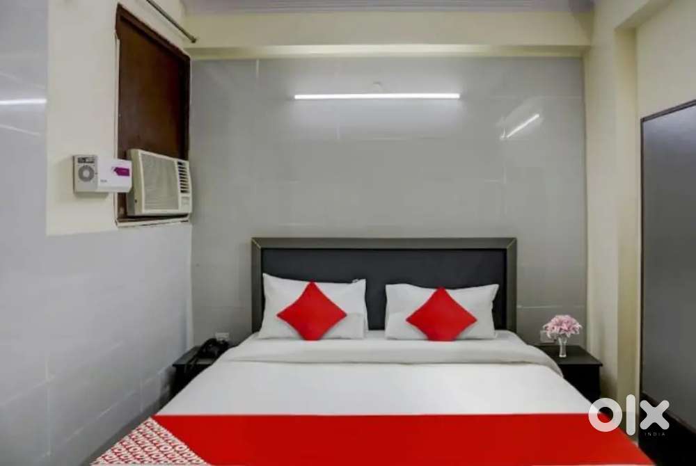NO BROKERAGE! Neat & Clean Boys PGs with meals & amenities in Noida!