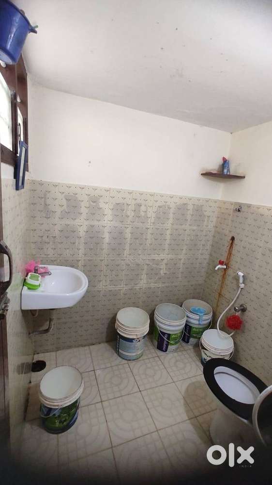 ACCOMMODATION FOR LADIES AT TRIVANDRUM VAZHUTHACAUD-EDAPPAZHINJI ROAD