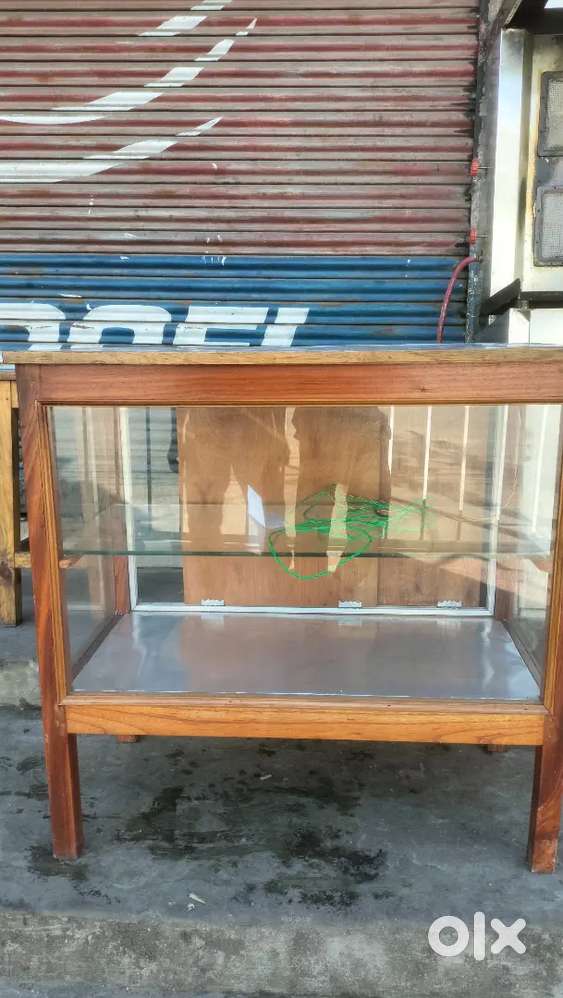 Sharwarma maching. Both.  15000 Only