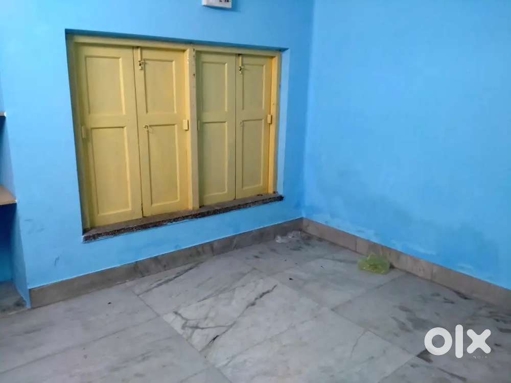 Small office space in vip kestopur moore in ground floor