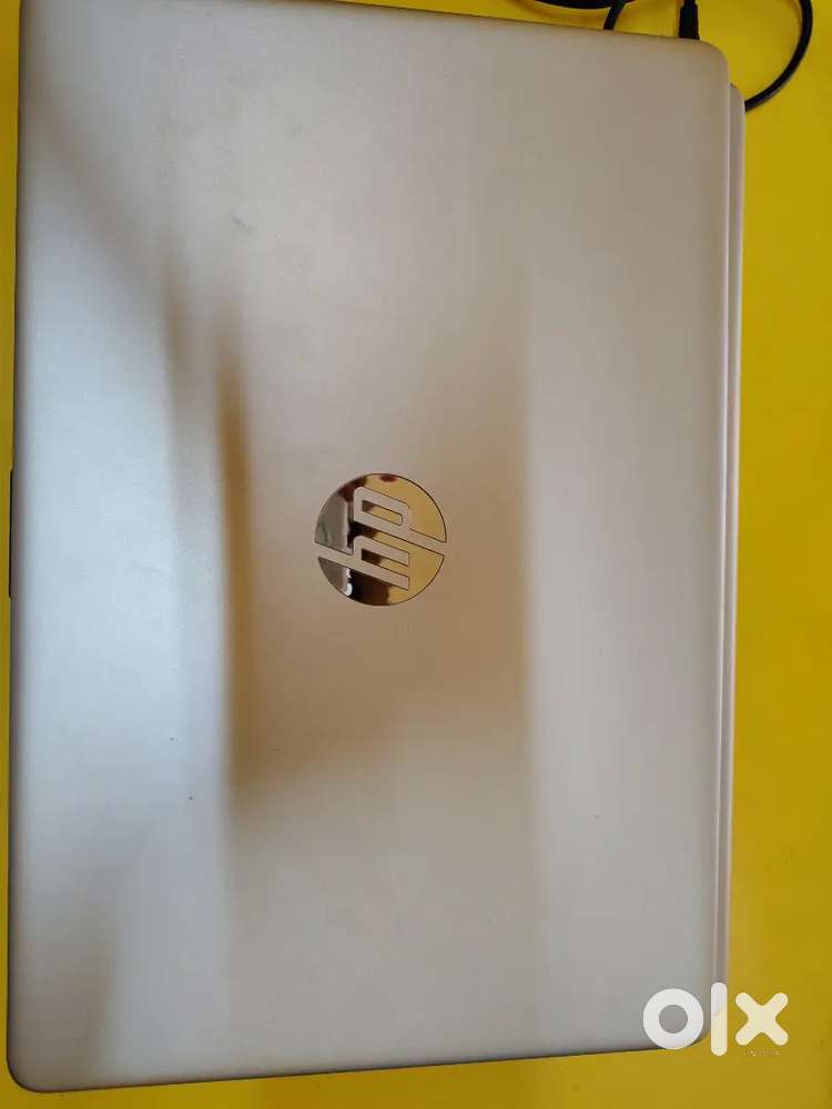 LAPTOP HP NEW CONDITION