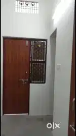 Sirf girl ya family k liye room attached kitchen r washroom k sath