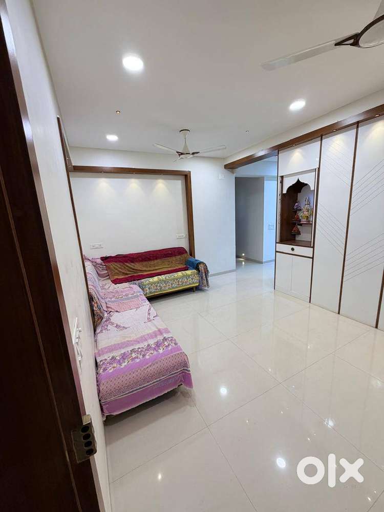 2 BHK Luxury Furnished Apartment in Chandkheda for Veg Family