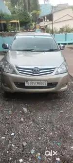 Toyota Innova 2010