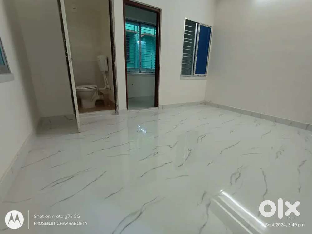 You will get 2 BHK Flat in New Barrackpore only 22.37 lakhs