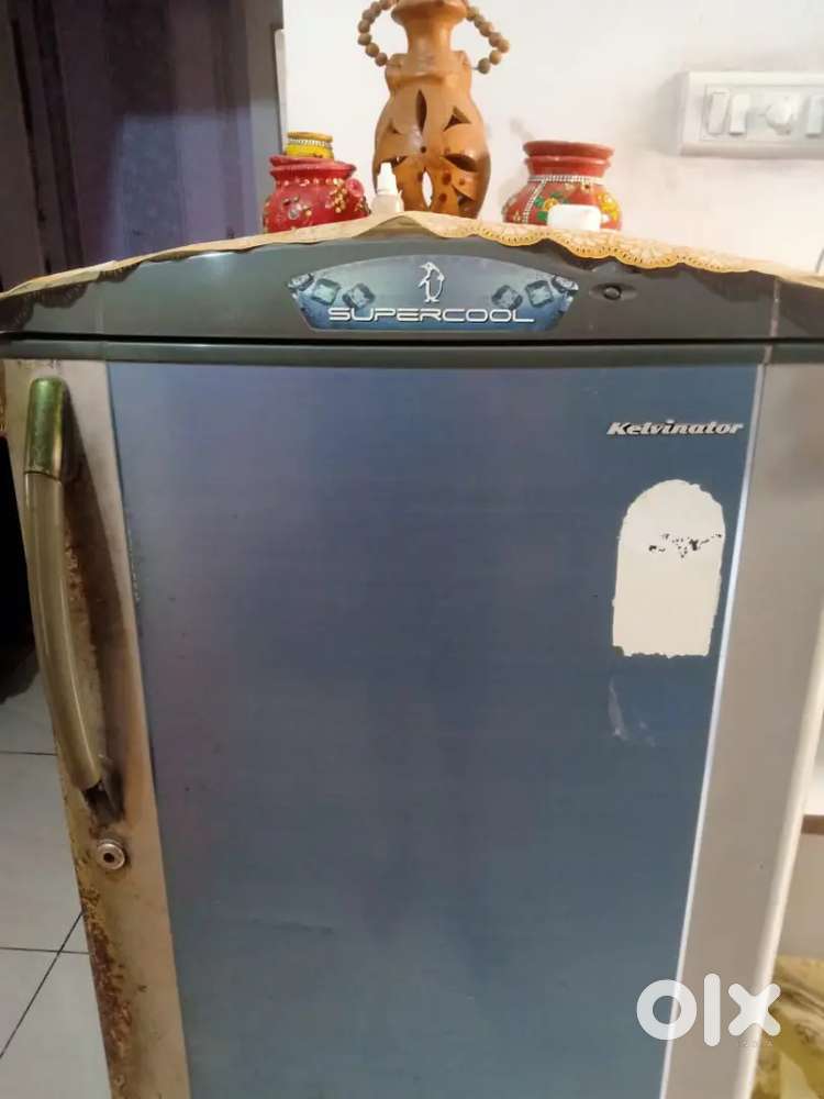 Top condition single door fridge